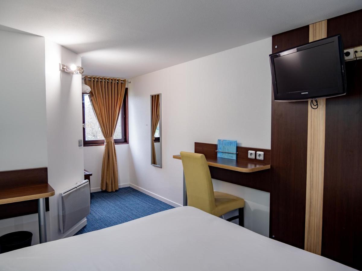 Contact Hotel Restaurant La Chaumiere Entre Orgeval Et Flins A13 Sortie 8 เลส์มูโรซ์ ภายนอก รูปภาพ