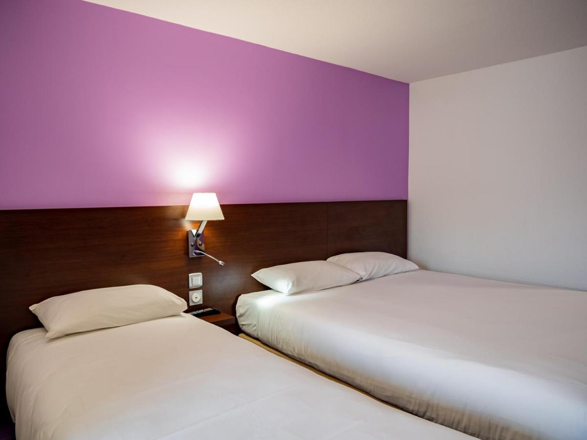 Contact Hotel Restaurant La Chaumiere Entre Orgeval Et Flins A13 Sortie 8 เลส์มูโรซ์ ภายนอก รูปภาพ