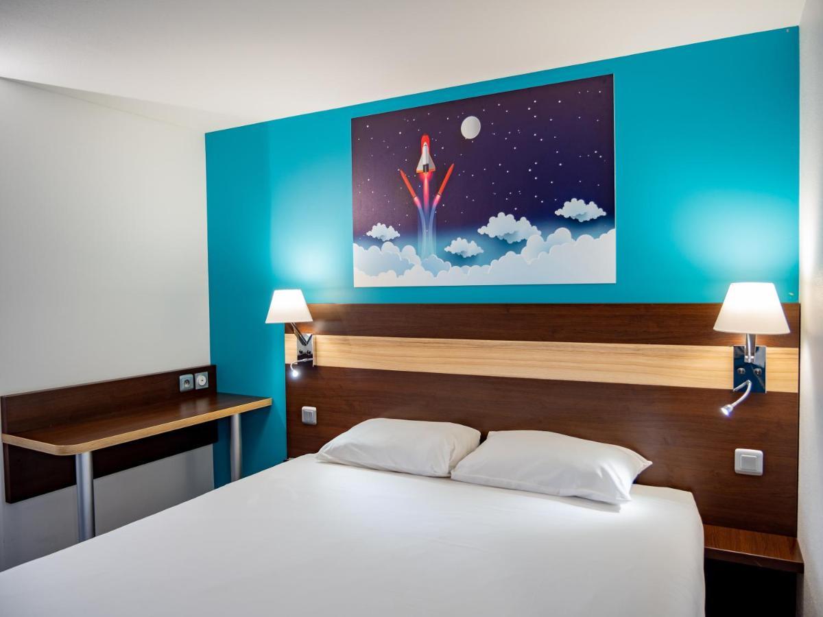 Contact Hotel Restaurant La Chaumiere Entre Orgeval Et Flins A13 Sortie 8 เลส์มูโรซ์ ภายนอก รูปภาพ